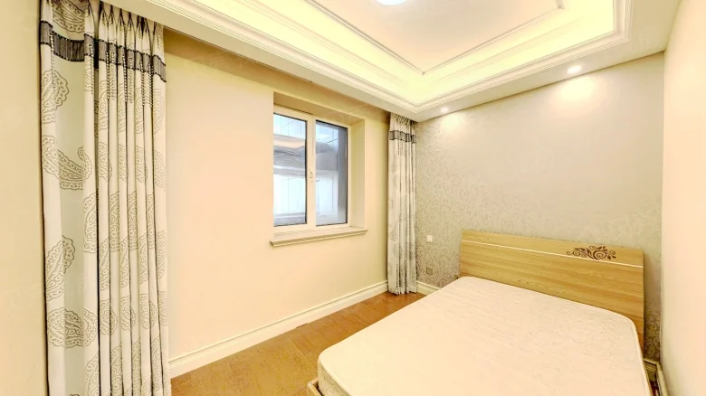 Crown Grandeur Residence - View 2