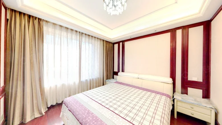 Crescent Splendor Mansion - View 3