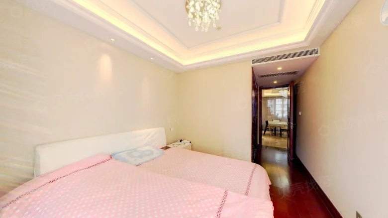 Crescent Splendor Mansion - View 4