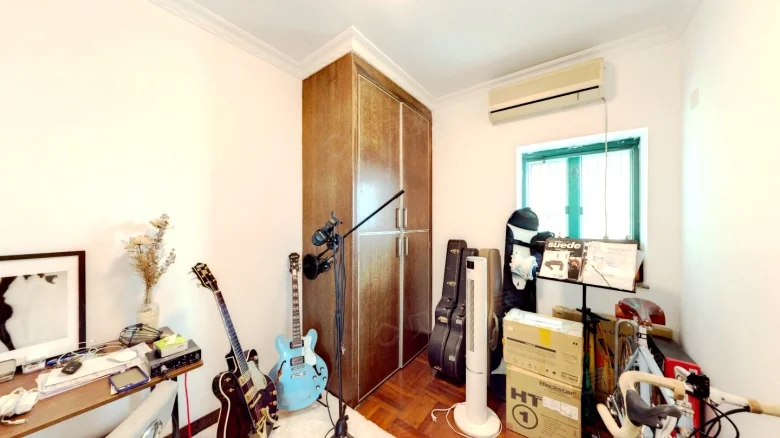 Related Property Image