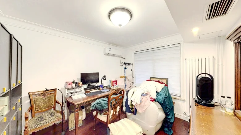 Related Property Image