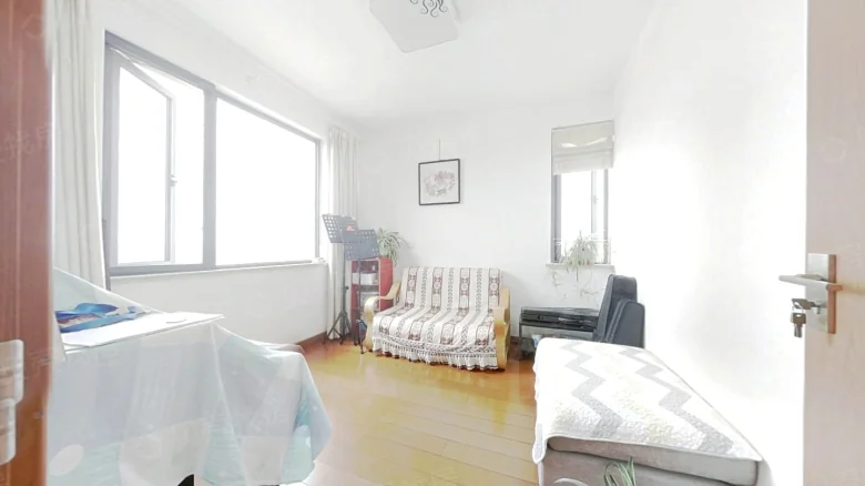 Related Property Image