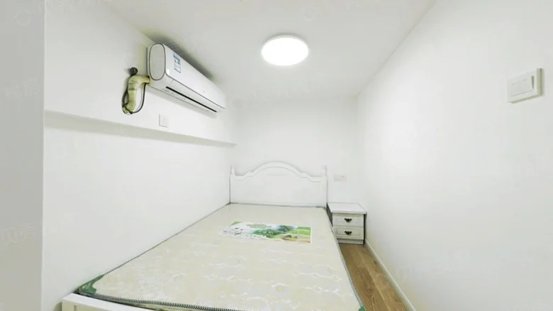 1872 Garden Lane - View 2