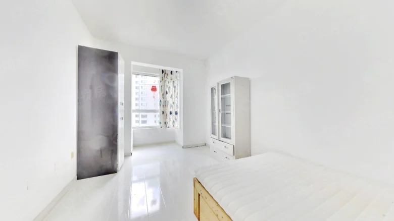 Qun Li Guan Jiang Guo Ji" translates to "Group Strength Observation of the Yangtze River International". - View 3