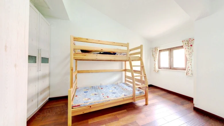 Related Property Image