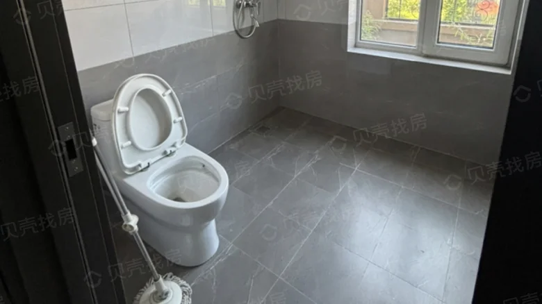 Rose Garden - View 8