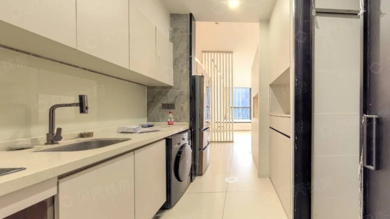 Poly Greenland Sand River Grandeur Hub - View 3