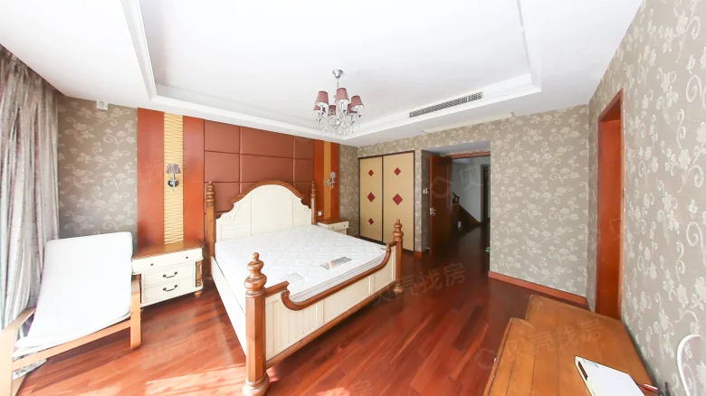 Reading Town, Yingjun - View 6