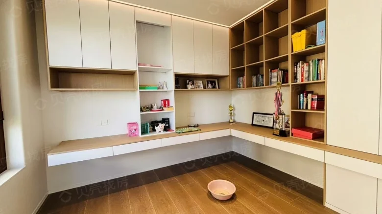 Poly Tianjun - View 6