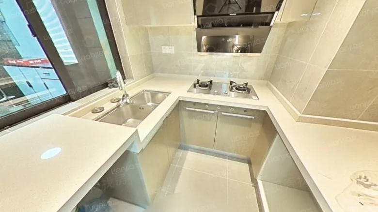 Poly Punta Golden Coast Hub - View 6