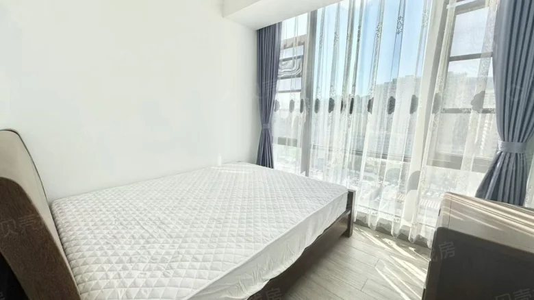 Banshan Xiangxie - View 3