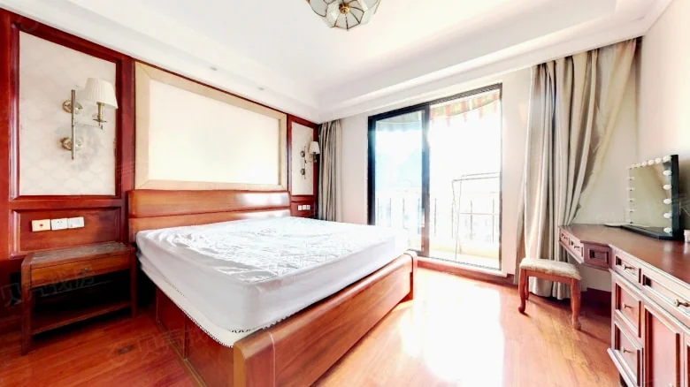 Related Property Image