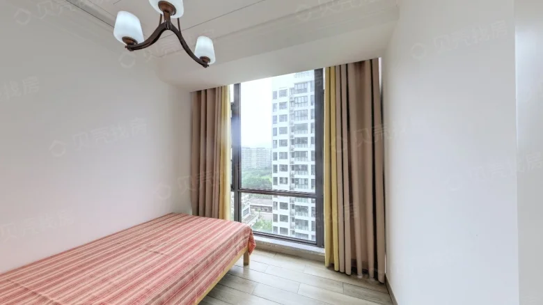 Halfhill Scented Pavilions - View 6