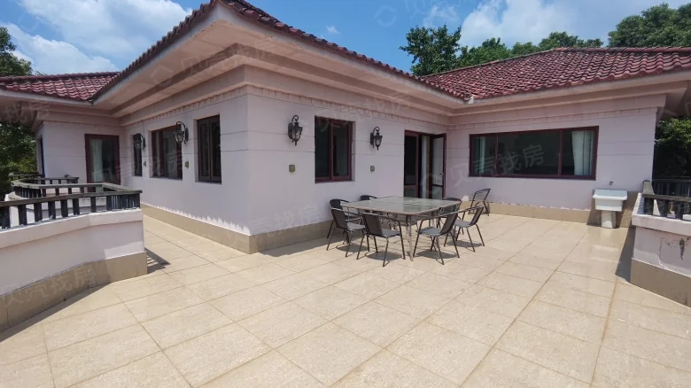 Silver Wave Golf Villa - View 21