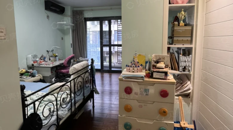 Related Property Image