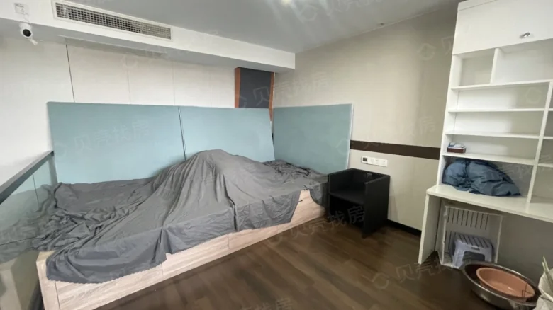 Mission Hills Villa - View 7