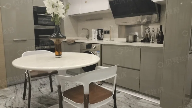 Junda Yitian Peak - View 4