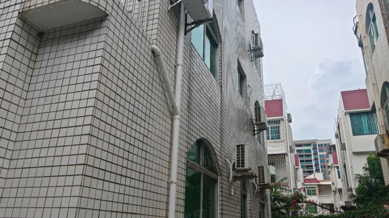 Related Property Image