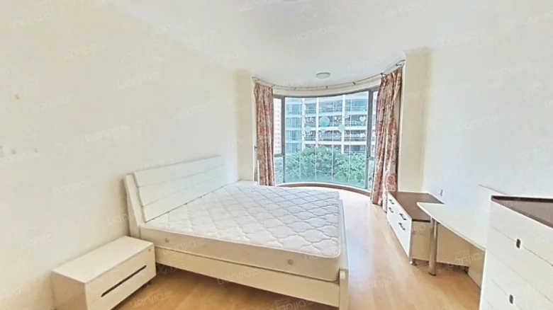 Related Property Image