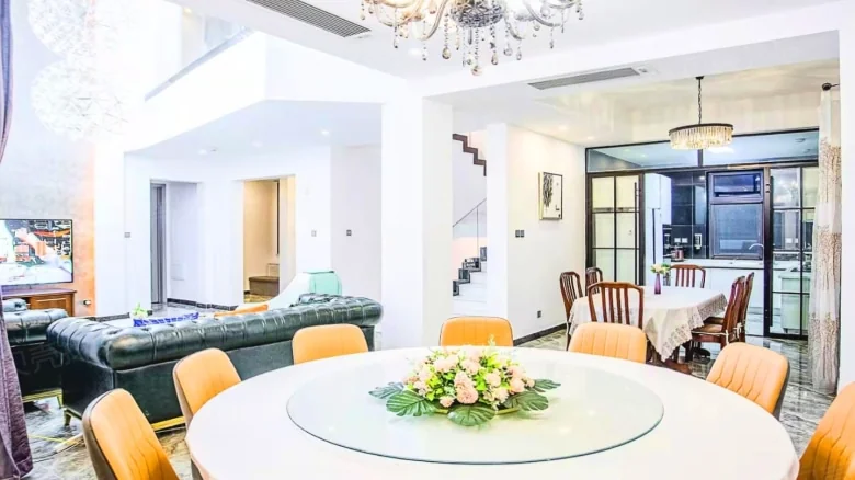 Runda Glass Town - View 2