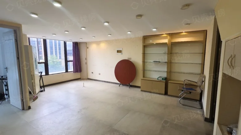 Sunshine Plaza - View 1