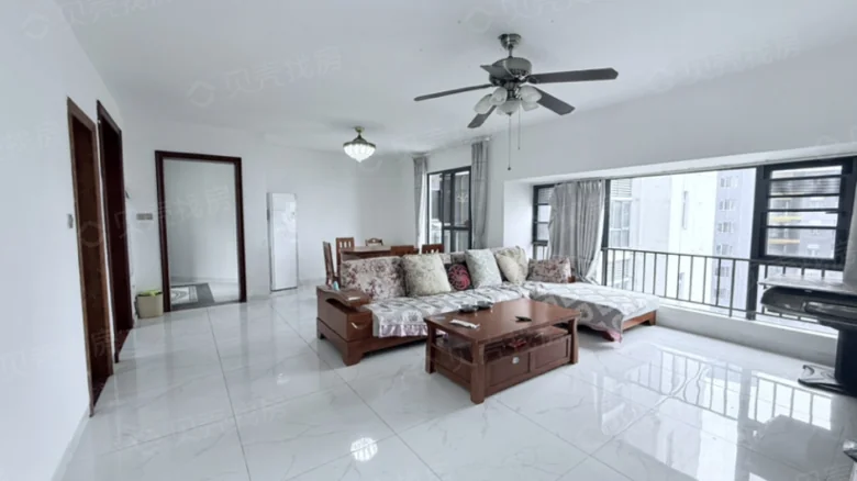 Zhouda Dongfang Bahamas, which translates to "Zhouda Oriental Bahamas". - View 3