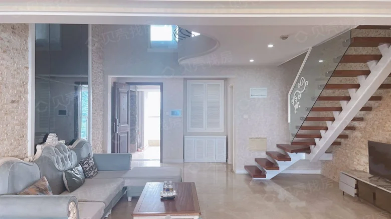 Half Mountain Peninsula Central Sea View Boulevard - View 2