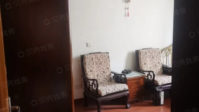 1265 Longteng Avenue, West Yan'an Road - View 1