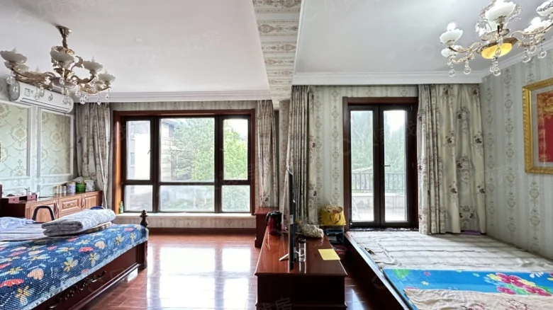 Marine Island Villa - View 1