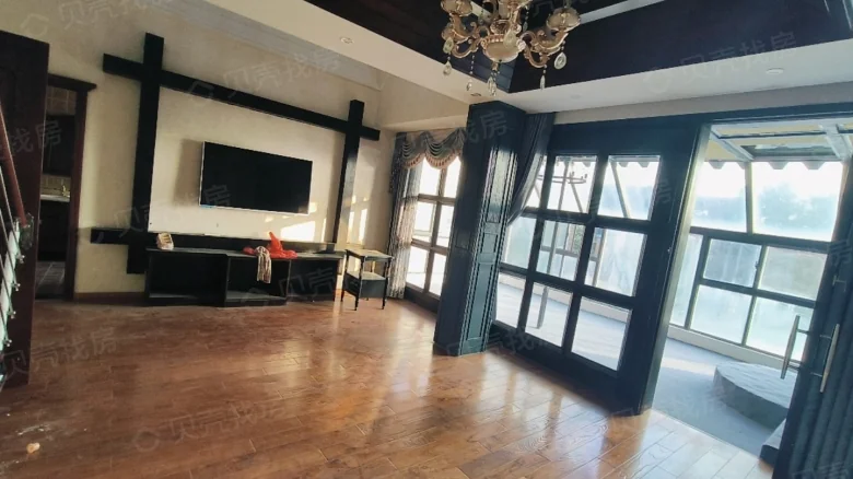 Peninsula One - View 6