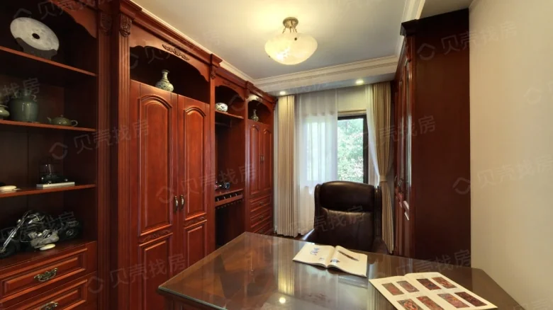 Silver Wave Golf Villa - View 1