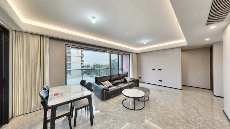 Delightful Tides Cloud Estate Mansion - View 2