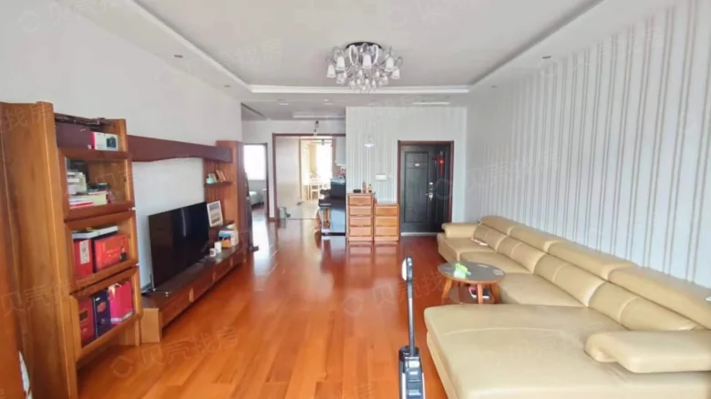 Group Vision International - View 1