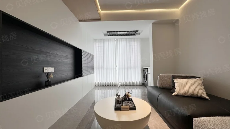 Shoukai Zhonggeng Xiangkai Liantian - View 5