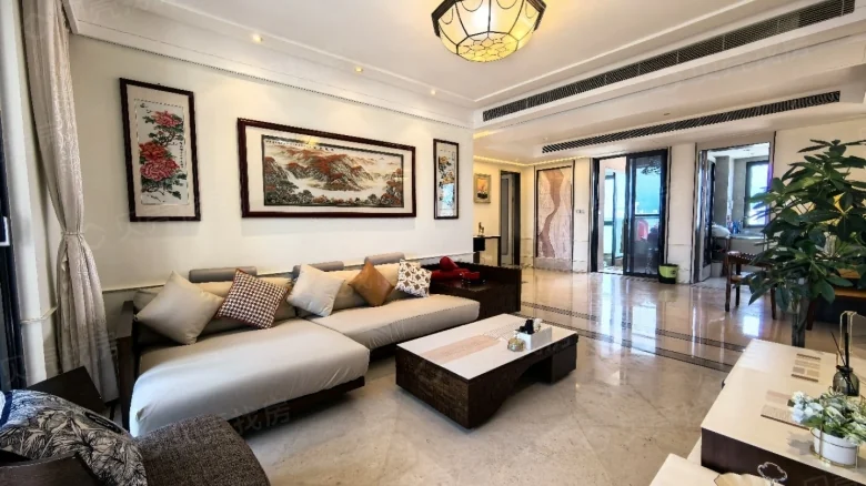 RingYear · Yellow Flower Pear Community - View 1