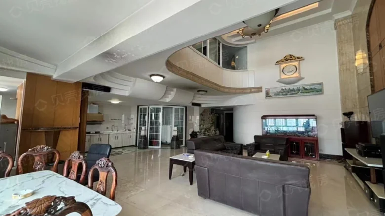 River View Tower Complex - View 3