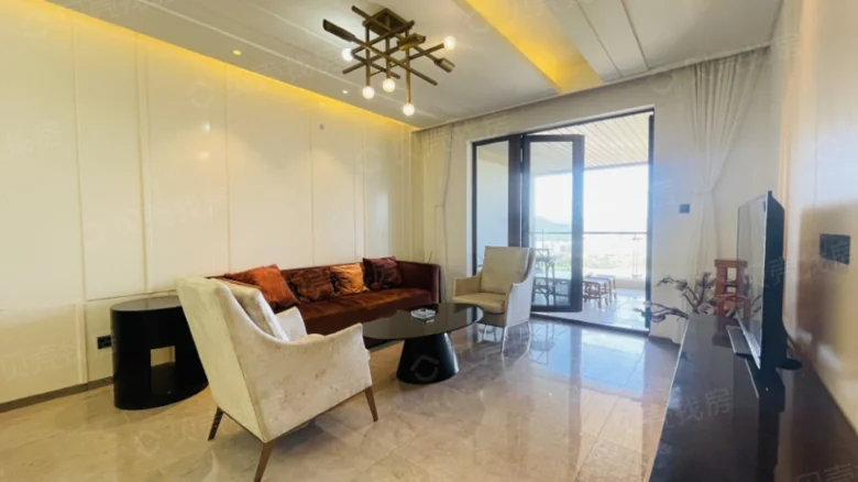 Half Mountain Half Island - View 2