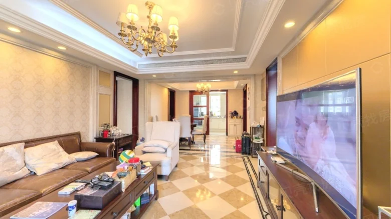 Golden Glory Real Estate - View 1