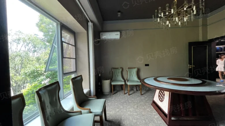 Kunming Dianchi Golf Club - View 5