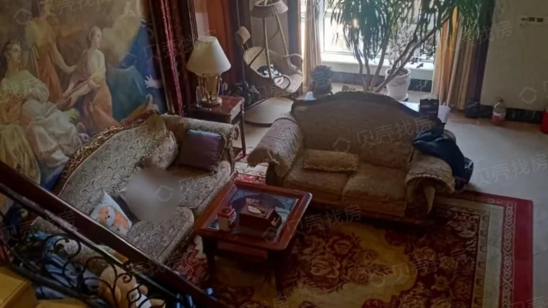 Prosperity Garden Courtyard Residence - View 1