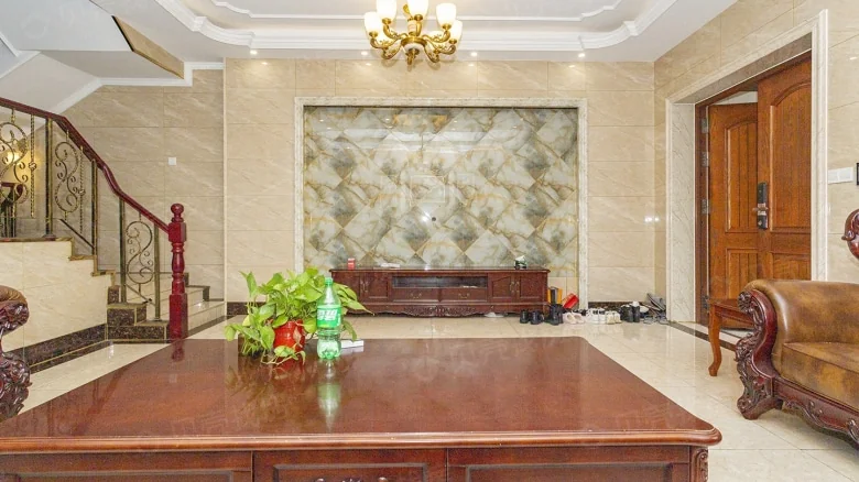 Elegant View Residence - View 3