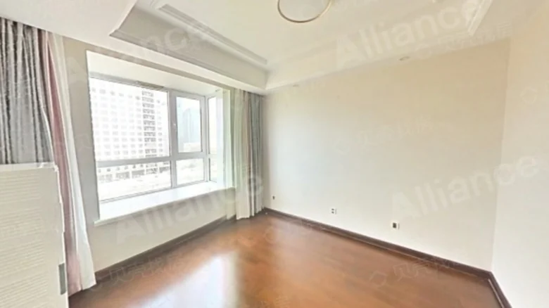 Lucas Commercial Capital - View 2