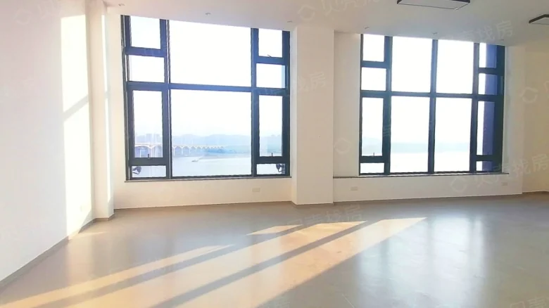 Donghuang Riverfront Mansion - View 1