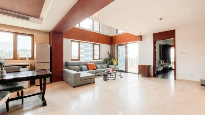 Half Mountain Peninsula Central Sea View Boulevard - View 2