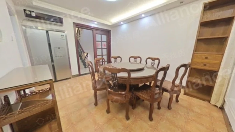 New World Garden - View 3