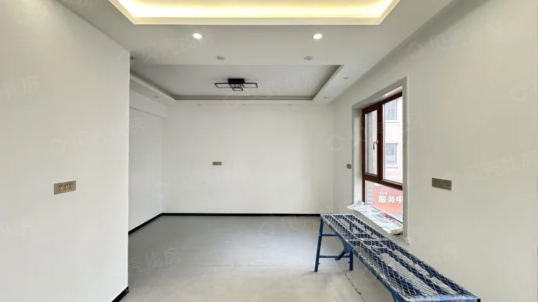 Villa Mansion - View 1