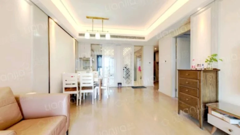 Wuhan Tianshi Shenghuì - View 2