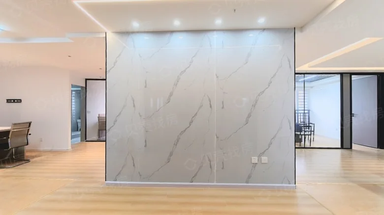 Yun Fang International Commercial Building - View 1