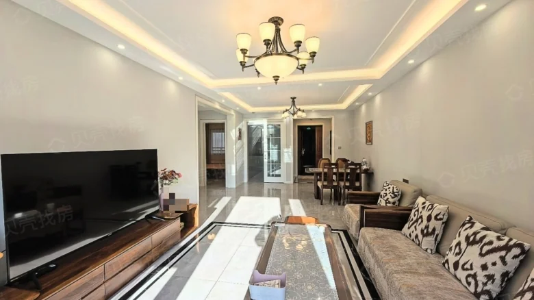 The Bund Mansion - View 2