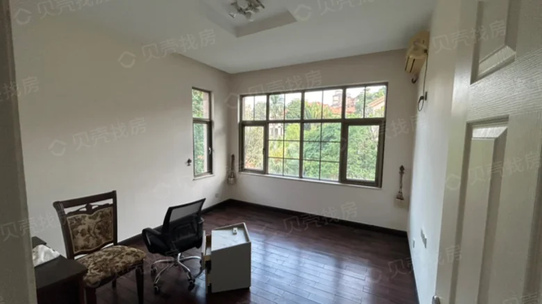 Jade Oasis Long Island - View 1